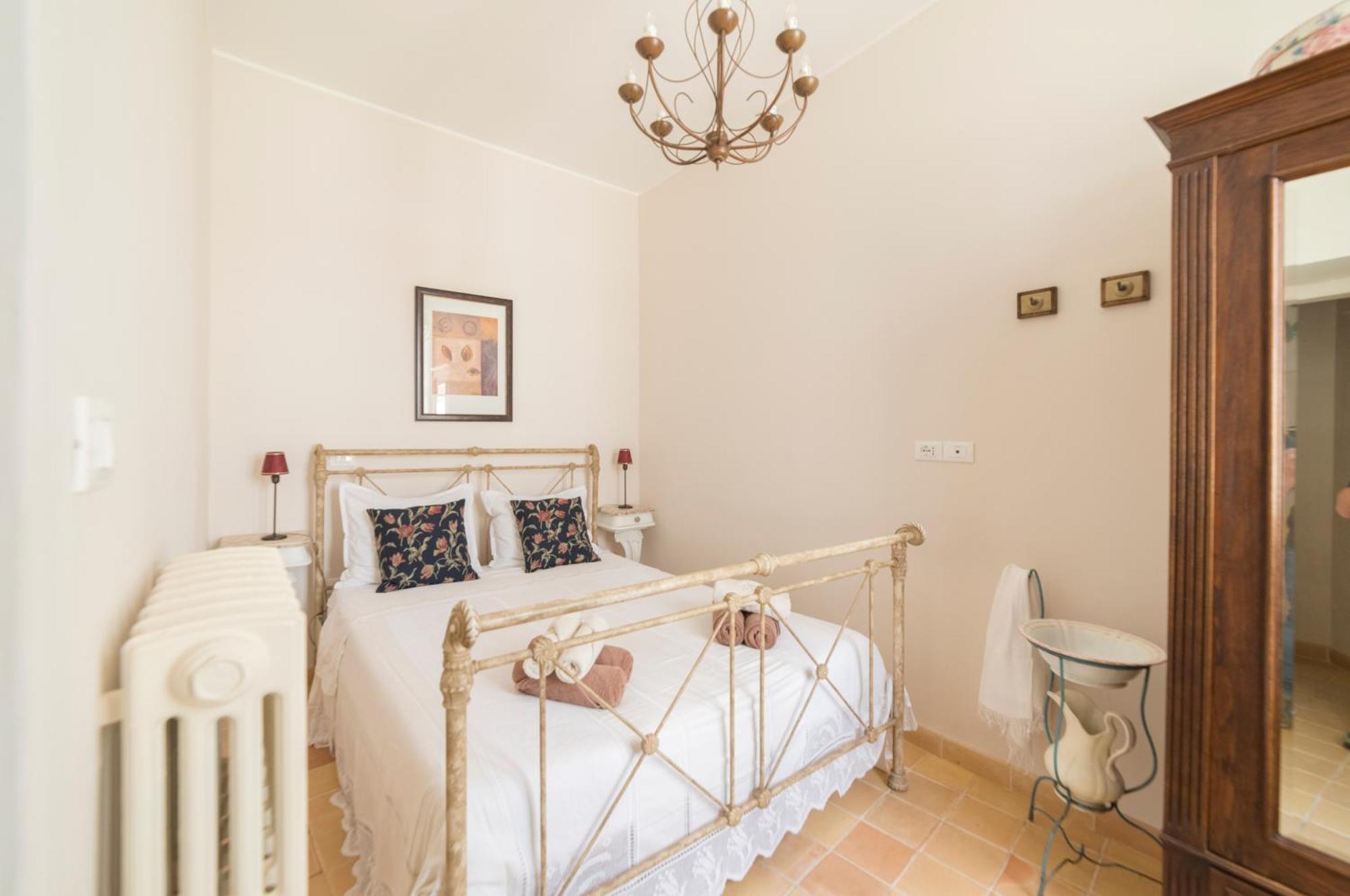 Charmante Vakantiewoning 'Casa Di Tonno' Лорето-Апрутіно Екстер'єр фото