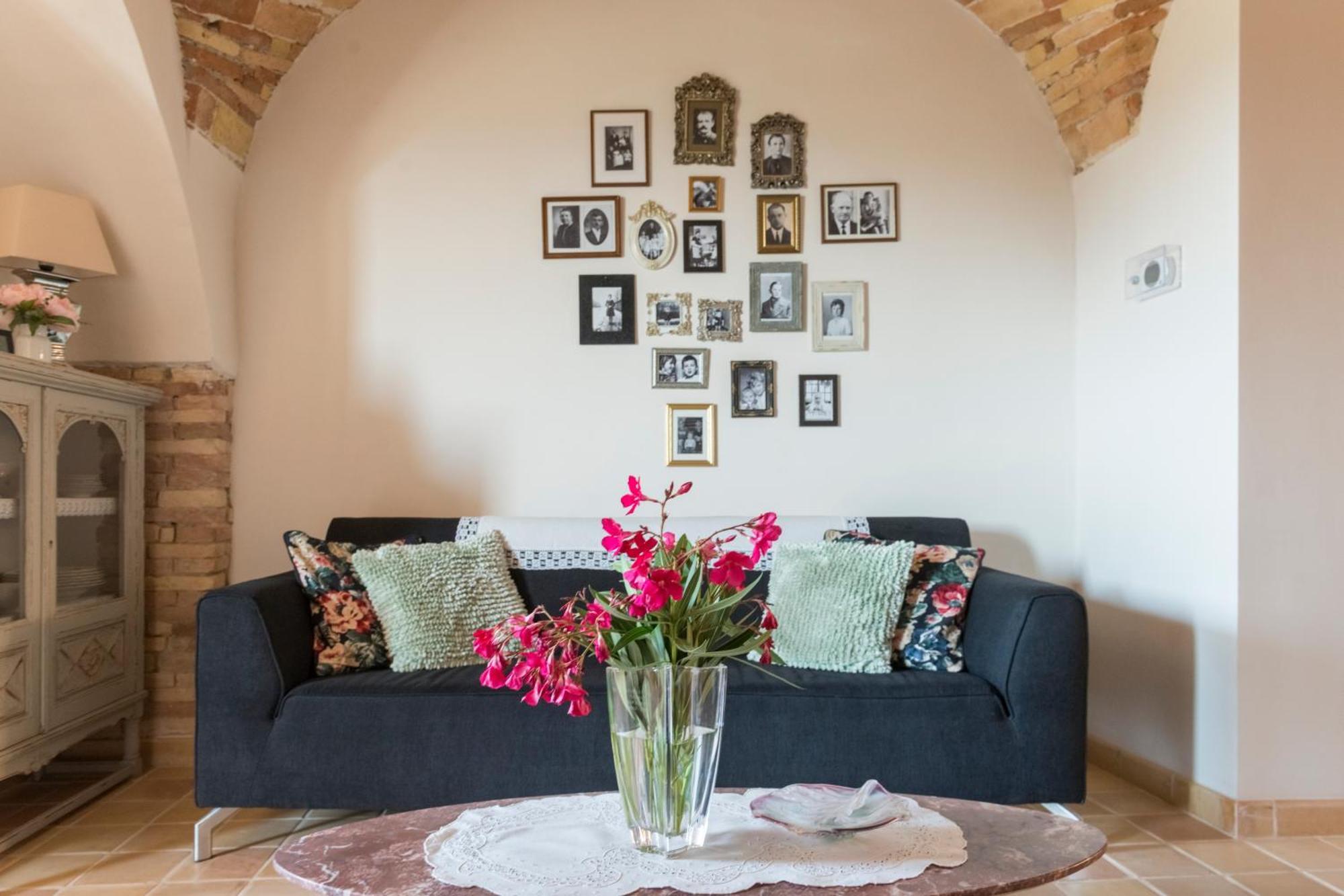 Charmante Vakantiewoning 'Casa Di Tonno' Лорето-Апрутіно Екстер'єр фото