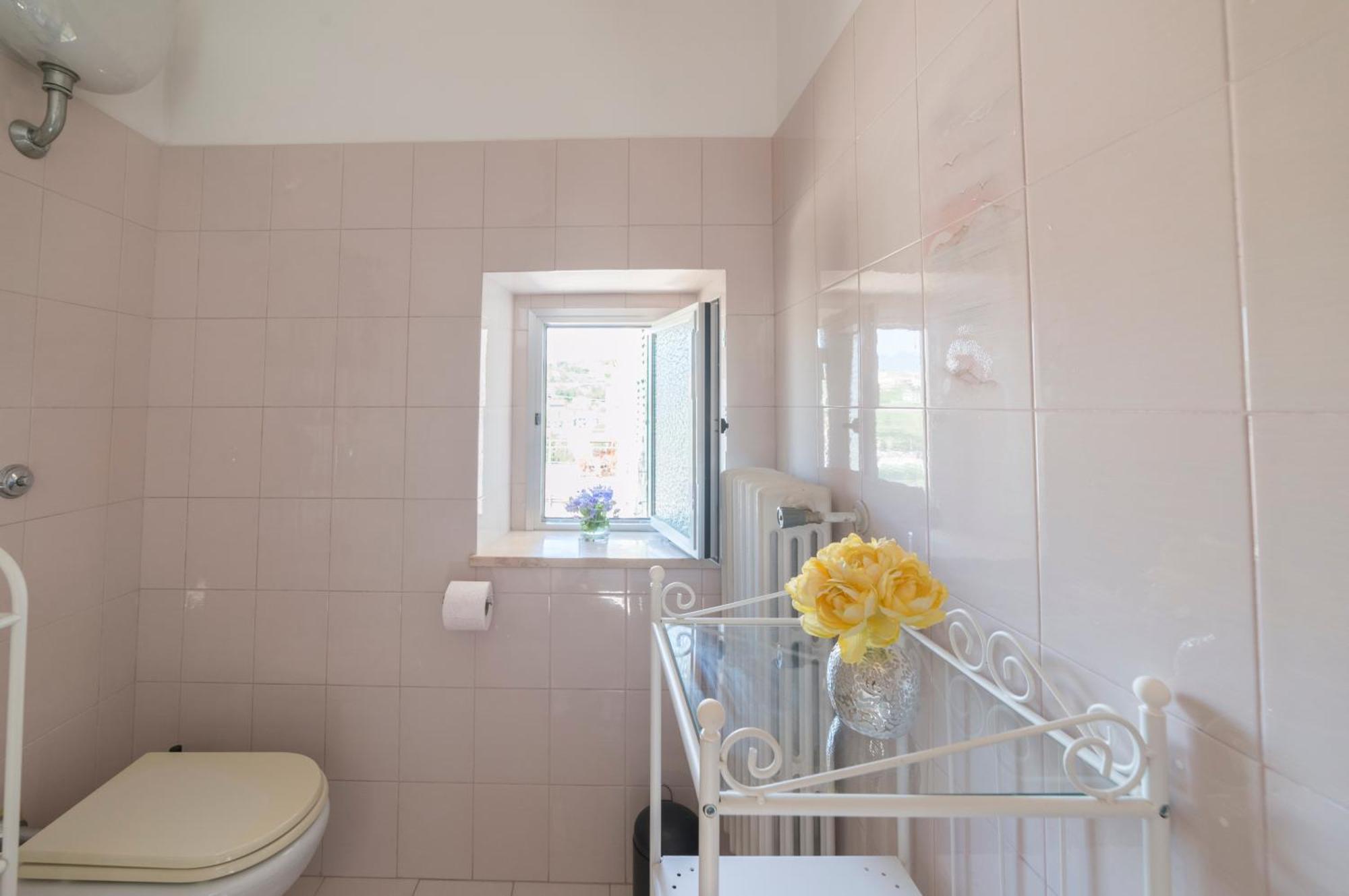 Charmante Vakantiewoning 'Casa Di Tonno' Лорето-Апрутіно Екстер'єр фото
